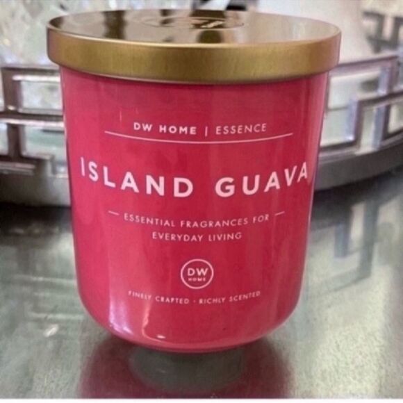 DW Home Island Guava Scented Candle for Everyday Living 9.0 Oz - Picture 2 of 8